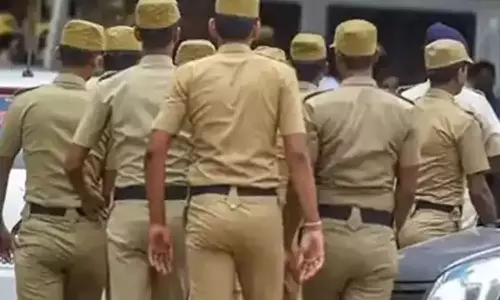 மதுக்கரை பகுதியில் கல்லூரி மாணவர்கள் தங்கியிருக்கும் வீடுகளில் 450 போலீசார் அதிரடி சோதனை