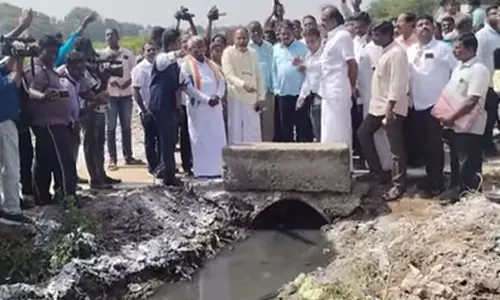 தாமிரபரணியில் கழிவுநீர் கலப்பதை தடுக்க போர்க்கால அடிப்படையில் நடவடிக்கை எடுக்க வேண்டும்- நீதிபதிகள்