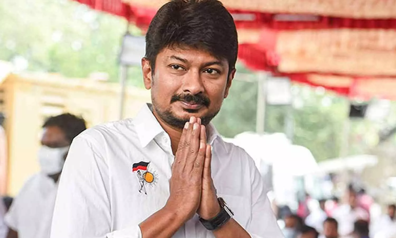 ரூ.15 கோடியில் மாவட்ட விளையாட்டு வளாகம்: துணை முதலமைச்சர் உதயநிதி அடிக்கல் நாட்டினார் ரூ.15 கோடியில் மாவட்ட விளையாட்டு வளாகம்: துணை முதலமைச்சர் உதயநிதி அடிக்கல் நாட்டினார்