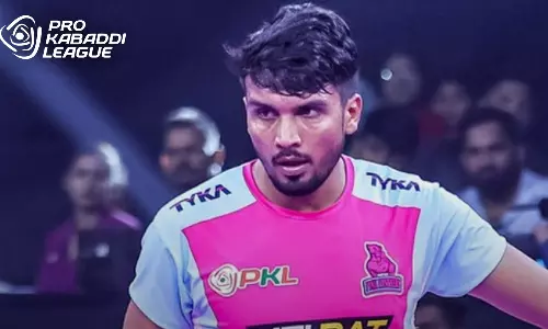 புரோ கபடி லீக்: பெங்களூரு அணியை வீழ்த்தியது ஜெய்ப்பூர்