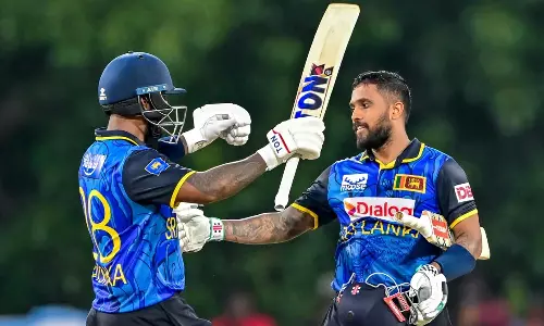 குசால் மெண்டிஸ், அவிஷ்கா பெர்ணாண்டோ அபார சதம்: நியூசிலாந்தை வீழ்த்தியது இலங்கை