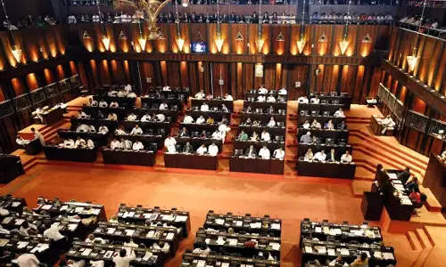 இலங்கை பாராளுமன்ற தேர்தல்- வாக்குப்பதிவு தொடங்கியது