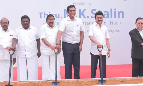 ஜெயங்கொண்டத்தில் காலணி உற்பத்தி தொழிற்சாலை- மு.க.ஸ்டாலின் அடிக்கல் நாட்டினார்