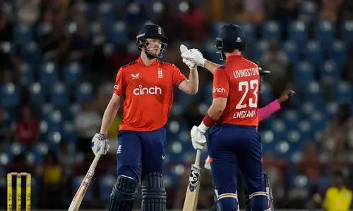 வெஸ்ட் இண்டீசுக்கு எதிரான 3-வது டி20 போட்டியிலும் இங்கிலாந்து வெற்றி- தொடரையும் கைப்பற்றியது