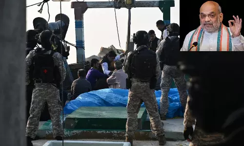 படகில் கடத்தப்பட்ட 700 கிலோ போதை பொருள்.. அதிரடியாக தட்டித்தூக்கிய கடற்படை - பாராட்டி தள்ளிய அமித் ஷா