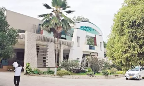 கோவையில் லாட்டரி அதிபர் மார்ட்டின் வீடு உள்பட 5 இடங்களில் 3-வது நாளாக சோதனை