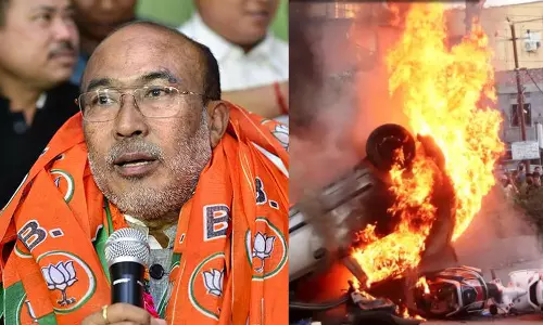 போர்க்களமான மணிப்பூர் வீதிகள்.. முதலமைச்சர் வீடு முற்றுகை - கண்ணீர் புகை குண்டுகள் வீச்சு