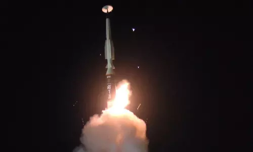 நீண்டதூர ஹைப்பர்சோனிக் ஏவுகணை சோதனை வெற்றி: ராஜ்நாத் சிங் பாராட்டு