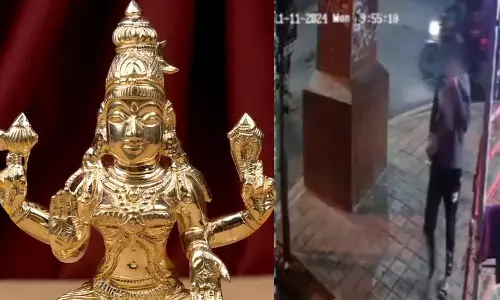 10 ஆம் வகுப்பு ஃபெயில் ஆனதற்கு கடவுள் தான் காரணம்.. கோவிலில் சாமி சிலையை உடைத்த  மாணவன்