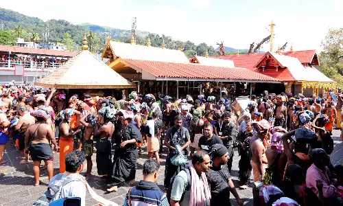 சபரிமலை யாத்திரை பக்தர்கள் மேற்கொள்ள வேண்டிய பாதுகாப்பு-சுகாதார நடவடிக்கைகள் வெளியீடு