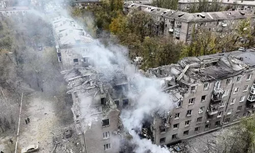 ரஷிய ஏவுகணை தாக்குதலில் 11 பேர் கொல்லப்பட்டதாக உக்ரைன் அரசு தகவல்