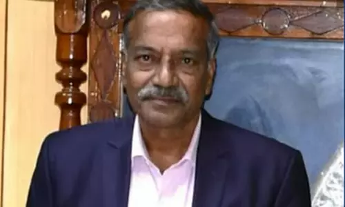 தஞ்சை தமிழ் பல்கலைக்கழகத்தின் துணைவேந்தர் சஸ்பெண்ட்