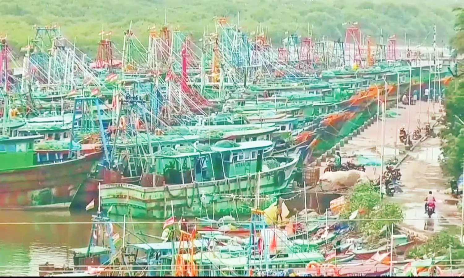 கனமழை எச்சரிக்கை: நாகை மீனவர்கள் கடலுக்கு செல்லவில்லை