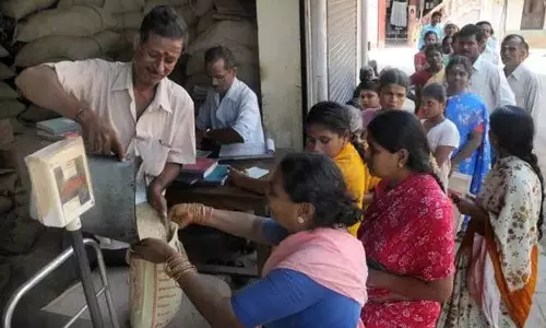 டிஜிட்டல் மயமாக்கல் மூலம் 5.8 கோடி போலி ரேஷன் கார்டுகள் நீக்கம்: மத்திய அரசு