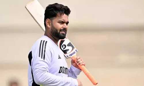 ஆஸ்திரேலிய மண்ணில் வரலாற்று சாதனை படைத்த முதல் வெளிநாட்டு விக்கெட் கீப்பர்