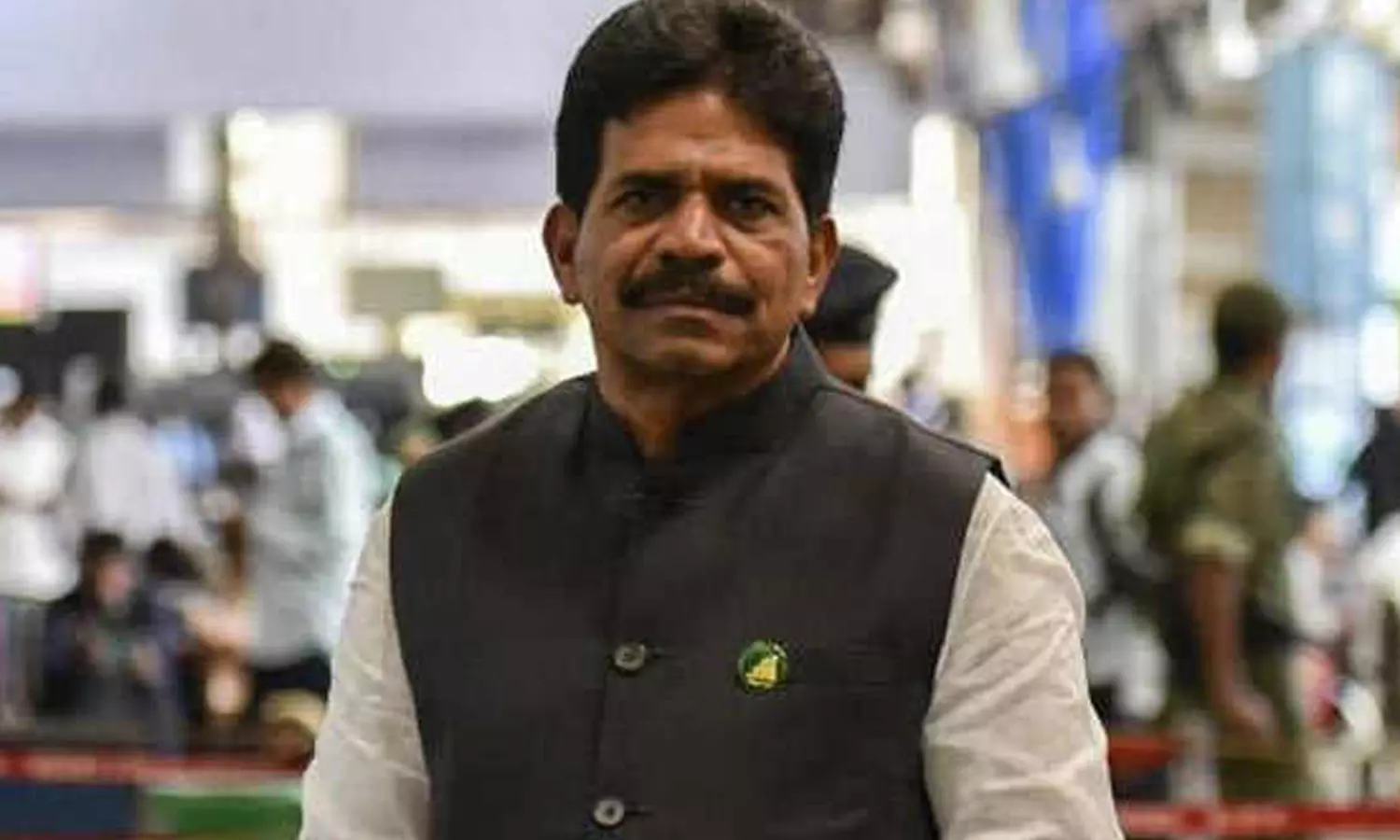 மும்பையில் தொடர்ந்து 3வது முறையாக தமிழரான கேப்டன்... ... வயநாடு இடைத்தேர்தல்- 4 லட்சம் வாக்கு வித்தியாசத்தில் பிரியங்கா காந்தி வெற்றி: லைவ் அப்டேட்ஸ்