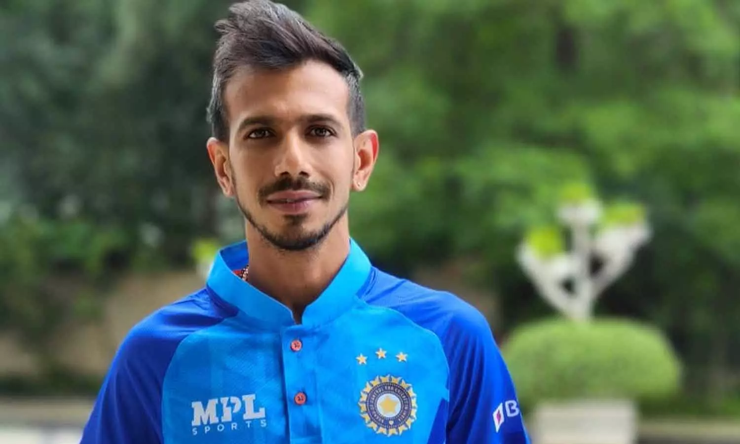 யுஸ்வேந்திர சாஹலை ரூ.18 கோடிக்கு ஏலம் எடுத்தது... ... தமிழக வீரர் நடராஜனுக்கு ரூ. 10 கோடி.. டெல்லி அணியில் இணைகிறார் - லைவ் அப்டேட்ஸ்..