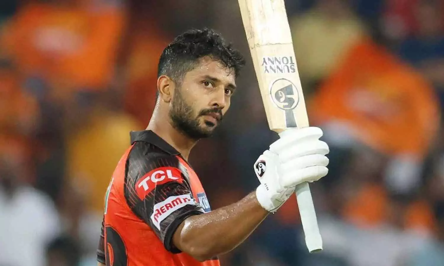 ராகுல் த்ரிபாதி ரூ.3.40 கோடிக்கு ஏலம் எடுத்தது... ... தமிழக வீரர் நடராஜனுக்கு ரூ. 10 கோடி.. டெல்லி அணியில் இணைகிறார் - லைவ் அப்டேட்ஸ்..