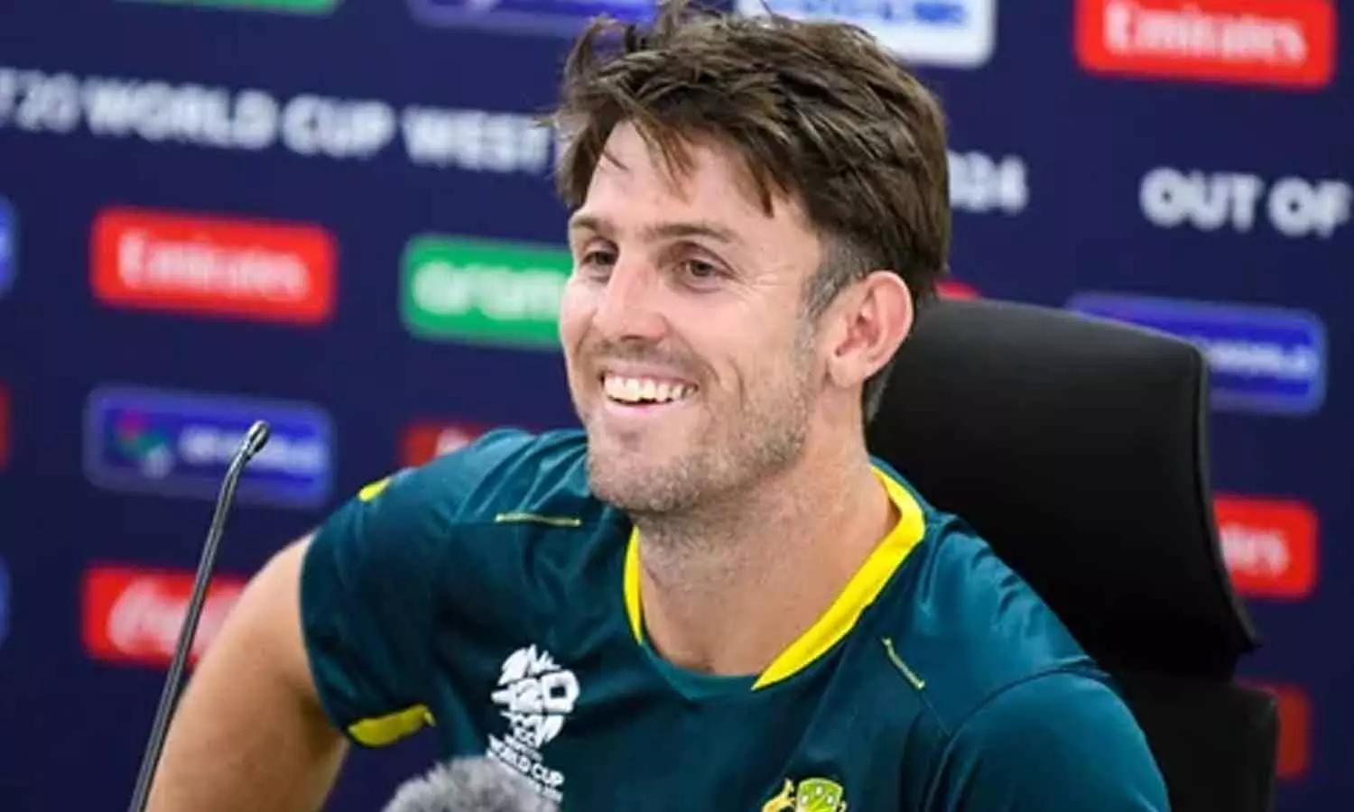 மிட்செல் மார்ஷை ரூ.3.4 கோடிக்கு ஏலம் எடுத்தது... ... தமிழக வீரர் நடராஜனுக்கு ரூ. 10 கோடி.. டெல்லி அணியில் இணைகிறார் - லைவ் அப்டேட்ஸ்..