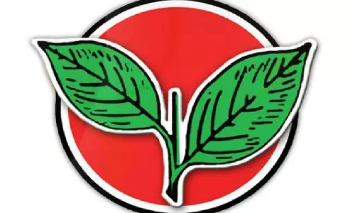 இரட்டை இலை விவகாரத்தில் ஒரு வாரத்தில் உத்தரவு: ஐகோர்ட்டில் தேர்தல் ஆணையம் தகவல்