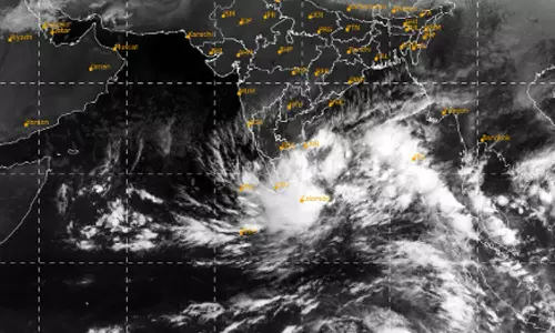 டெல்டா மாவட்டங்களை நோக்கி நகரும் தாழ்வு மண்டலம்
