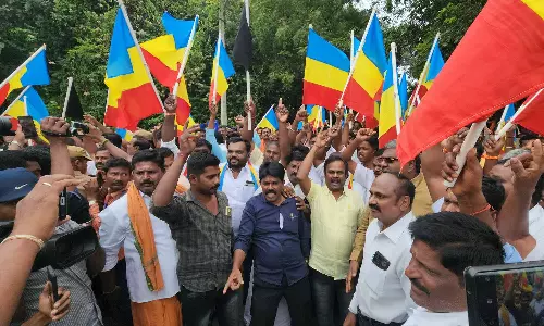 தருமபுரியில் பா.ம.க.வினர் ஆர்ப்பாட்டம்: 500-க்கும் மேற்பட்டோர் கைது