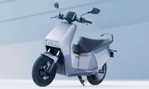 ஒரே அடியாக இறங்கியது.. மிகக் குறைந்த விலையில் புது ஸ்கூட்டர் அறிமுகம் செய்த ஓலா