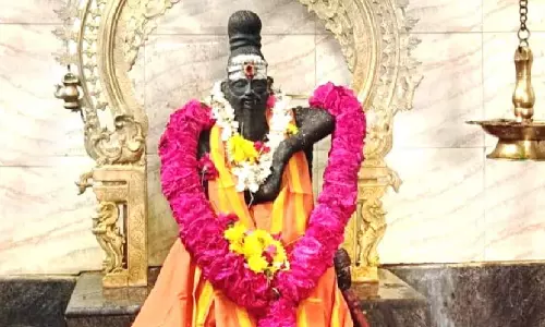 பித்ரு தோஷத்திற்கு நிரந்தர தீர்வைத் தரும் `நவகலச யாகம்