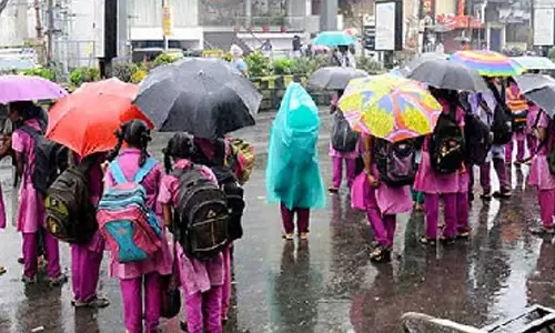 கனமழை காரணமாக சென்னையில் பள்ளிகளுக்கு இன்று விடுமுறை