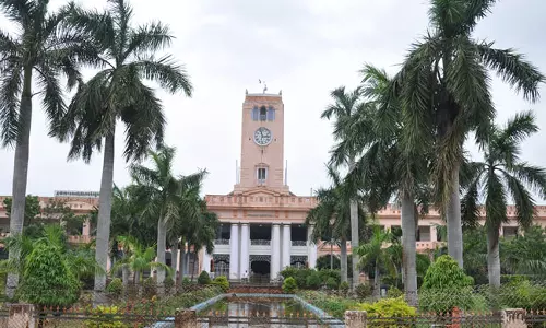 அண்ணாமலை பல்கலை. பருவத்தேர்வுகள் ஒத்திவைப்பு