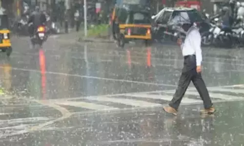 சென்னையில் குளிர் காற்றுடன் மழை