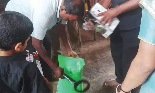 சபரிமலை சீசனையொட்டி கன்னியாகுமரி பகவதி அம்மன் கோவிலில் மெட்டல் டிடெக்டர் சோதனை