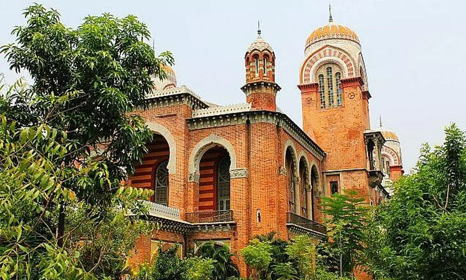 சென்னை பல்கலைக்கழகத்தின் தொலைதூரக்... ... மாமல்லபுரம்-புதுச்சேரி இடையே கரையைக் கடந்தது ஃபெஞ்சல் புயல்- லைவ் அப்டேட்ஸ்