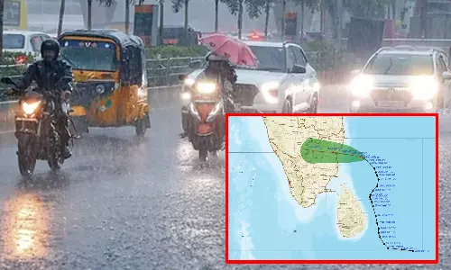 அச்சுறுத்தும் புயல் - தீவிர மழையை கொடுக்கக்கூடிய மேகங்கள் சென்னையை நெருங்குகின்றன