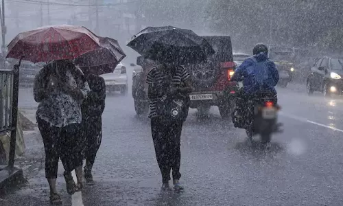 கேரளாவில் 4 மாவட்டங்களுக்கு ரெட் அலர்ட்