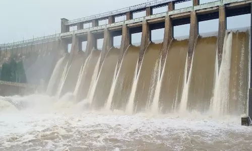 சாத்தனூர் அணை நிரம்பியது- கரையோர மக்களுக்கு வெள்ள அபாய எச்சரிக்கை