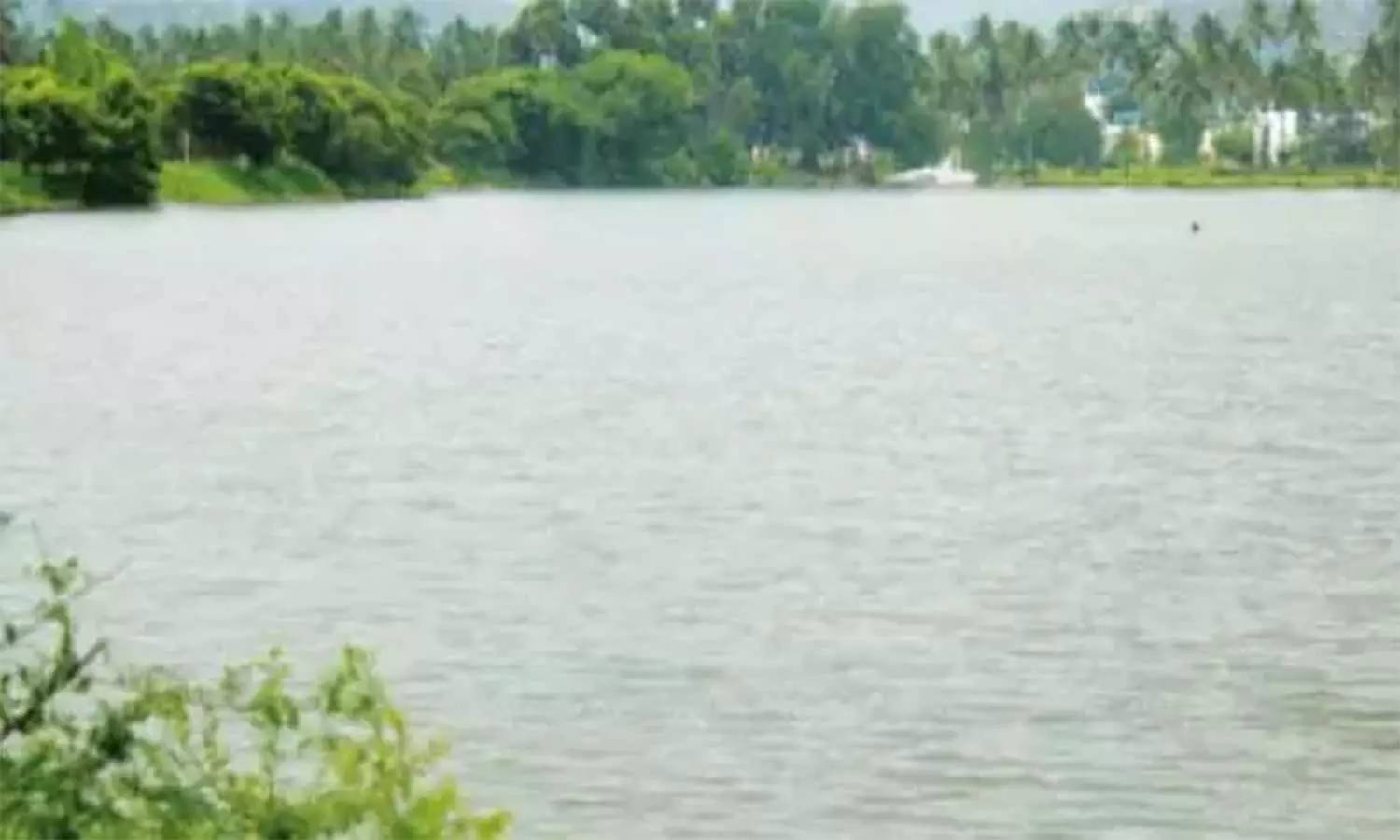 காஞ்சிபுரம்-செங்கல்பட்டு மாவட்டத்தில் ஒரே நாளில் 52 ஏரிகள் நிரம்பின