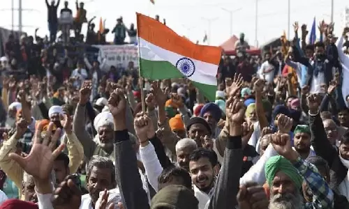 5 அம்ச கோரிக்கைகளை வலியுறுத்தி டெல்லி பாராளுமன்றத்தை நோக்கி விவசாயிகள் பேரணி