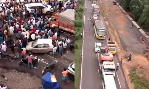 உணவு, குடிநீர் கேட்டு பொதுமக்கள் மறியல்- தேசிய நெடுஞ்சாலையில் போக்குவரத்து பாதிப்பு