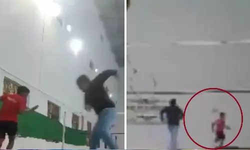 பேட்மிண்டன் வீரர்களை துரத்தி துரத்தி அடித்த பீகார் சப் கலெக்டர்- அதிர்ச்சி வீடியோ