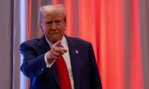 பணய கைதிகளை விடுதலை செய்யவில்லையென்றால்... - ஹமாசுக்கு கெடு விதித்த டிரம்ப்