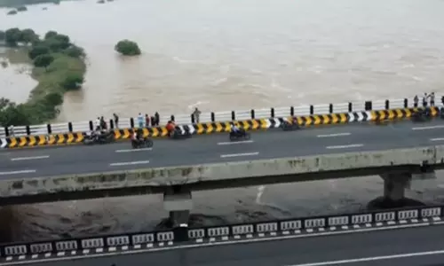 கடலூர்- புதுச்சேரி- சென்னை சாலை போக்குவரத்து சீரானது