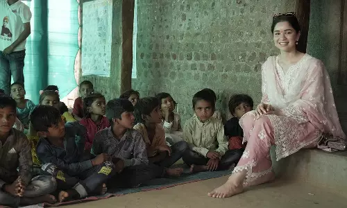 சச்சின் டெண்டுல்கர் அறக்கட்டளை இயக்குநராக பொறுப்பேற்றார் சாரா