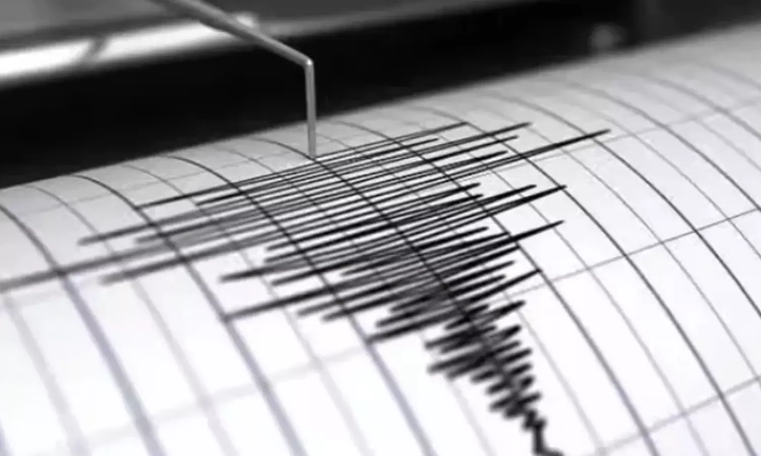 கலிபோர்னியாவில் சக்திவாய்ந்த நிலநடுக்கம்: அச்சத்தில் உறைந்த மக்கள்