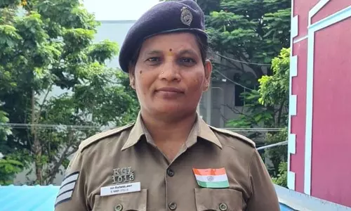 பெண் சிறப்பு சப்-இன்ஸ்பெக்டர் ரெயில் மோதி பலி