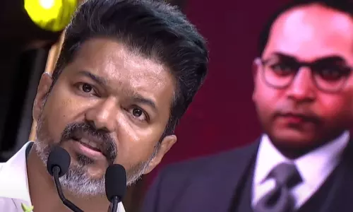 அம்பேத்கர் பிறந்தநாளை ஜனநாயக உரிமைகள் தினமாக அறிவிக்க வேண்டும் - அரசுக்கு விஜய் கோரிக்கை