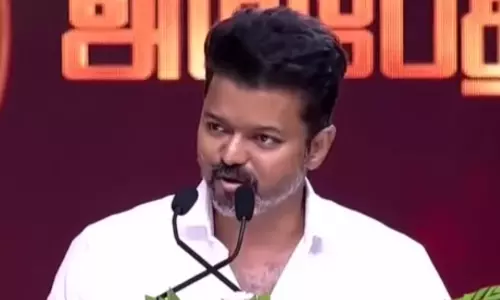 சம்பிரதாயத்திற்காக மழைநீரில் நின்று புகைப்படம் எடுத்துக் கொள்வதில் உடன்பாடு இல்லை - விஜய்