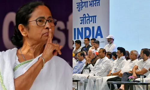 இந்தியா கூட்டணிக்கு தலைமை தாங்க தயார்.. ஆனால்.. மம்தா பானர்ஜி பளிச்!