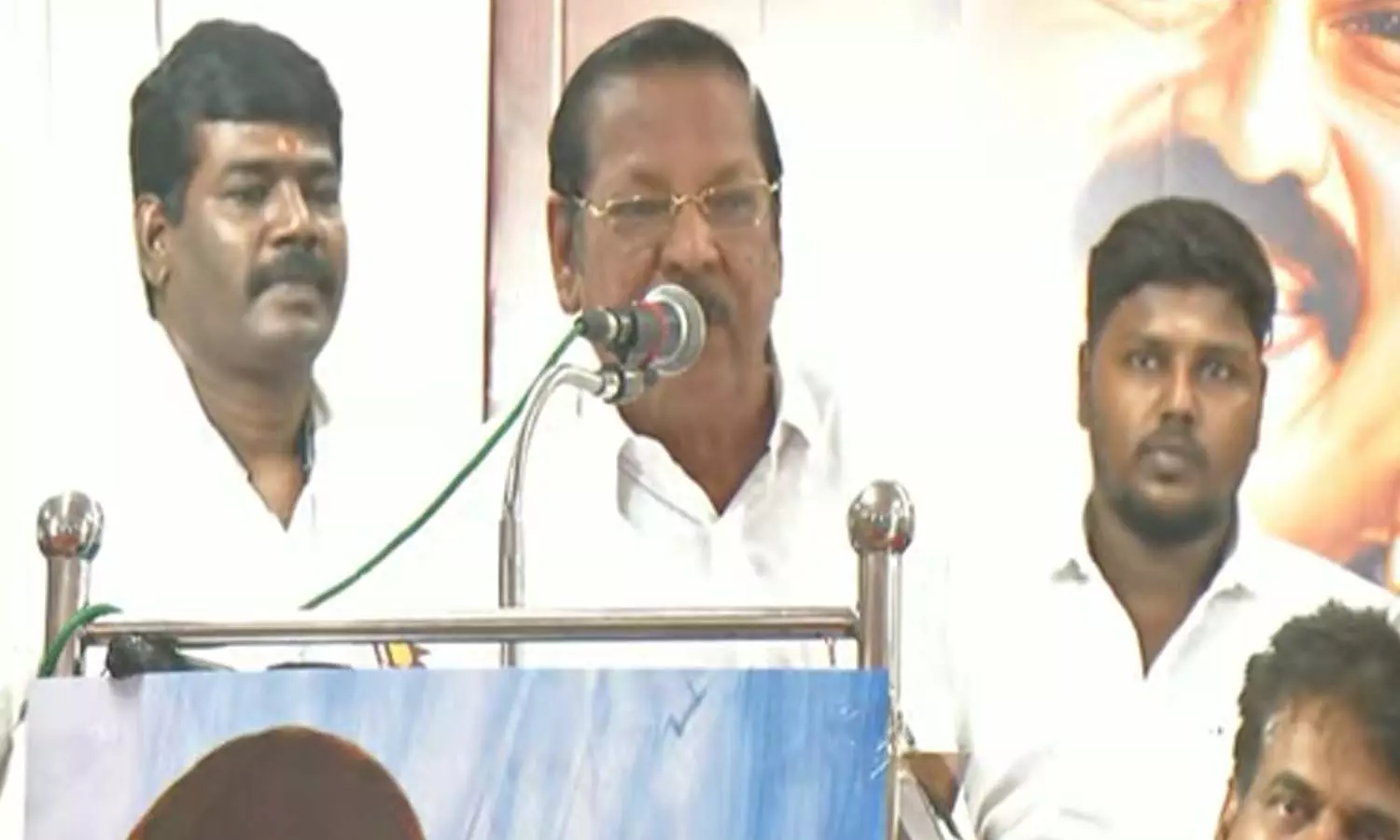 நேற்று முளைத்தவர்கள் எல்லாம் திமுகவுக்கு சவால் விடுகிறார்கள்- திமுக அமைப்புச் செயலாளர் ஆர்.எஸ்.பாரதி நேற்று முளைத்தவர்கள் எல்லாம் திமுகவுக்கு சவால் விடுகிறார்கள்- திமுக அமைப்புச் செயலாளர் ஆர்.எஸ்.பாரதி