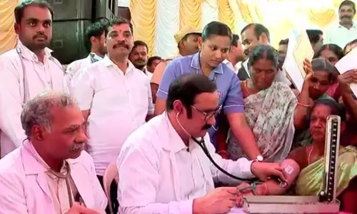 தென்பெண்ணையாற்றில் வெள்ளப்பெருக்கிற்கு தமிழக அரசுதான் காரணம்- அன்புமணி ராமதாஸ்